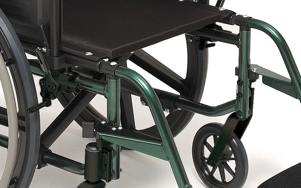 Breezy 600 Divine Mobility | Home Healthcare Store